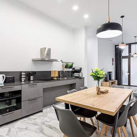 Apartamento De Estilo Moderno Hasta 5 Pax Valencia Eksteriør bilde